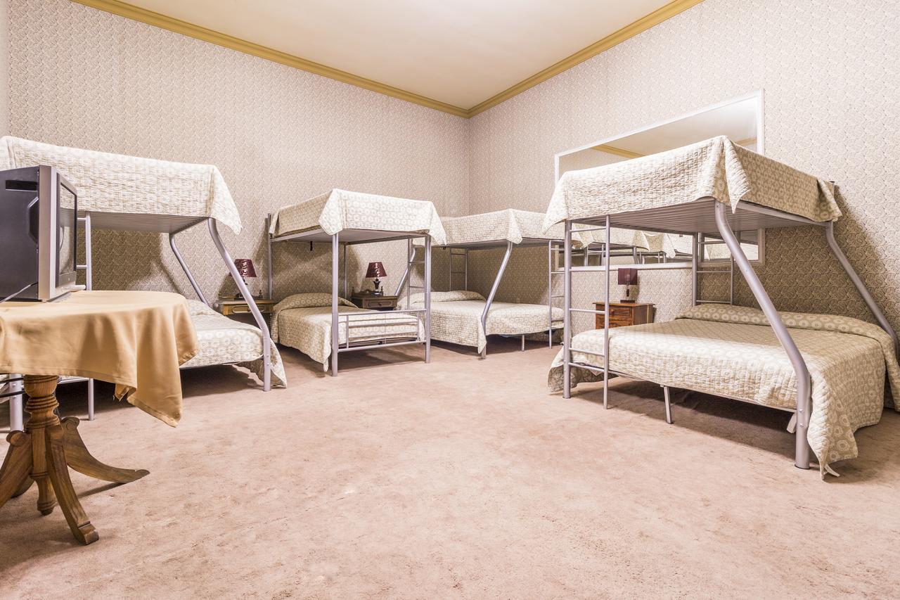 Capital Plaza Hotel ซูเกร ภายนอก รูปภาพ